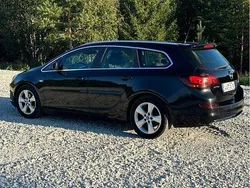 Svart Begagnad 2011 Opel Astra Enjoy Kombi | 39 900 kr (Marknadspris)