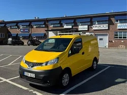 Vit Begagnad 2014 Nissan NV200 Van | 45 000 kr (Bra pris)