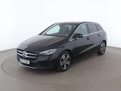 Svart Begagnad 2019 Mercedes B180 Minibuss | 214 000 kr (Marknadspris)