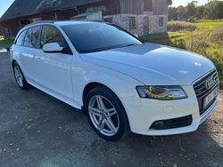 Vit Begagnad 2011 Audi A4 Kombi | 69 500 kr (Marknadspris)