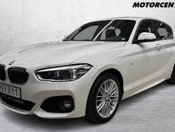 Vit Begagnad 2017 BMW 118 Shadowline Halvkombi | 185 000 kr (Marknadspris)