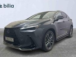 Grå Begagnad 2023 Lexus NX350h Luxury Line SUV | 569 900 kr (Dyr)