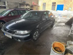 Svart Begagnad 2003 Volvo S60 Business Edition Sedan | 14 500 kr (Marknadspris)