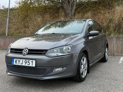 Grå Begagnad 2011 VW Polo Halvkombi | 59 900 kr (Bra pris)