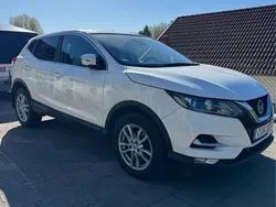 Vit Begagnad 2019 Nissan Qashqai SUV | 155 000 kr (Bra pris)