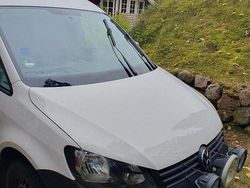 Vit Begagnad 2015 VW Caddy Minibuss | 97 000 kr (Lite dyr)