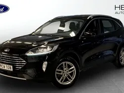 Svart (black) Begagnad 2022 Ford Kuga Titanium SUV | 259 900 kr (Bra pris)