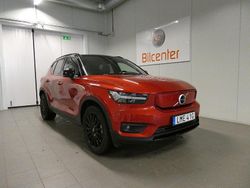 Röd Begagnad 2020 Volvo XC40 R-Design SUV | 329 900 kr (Marknadspris)