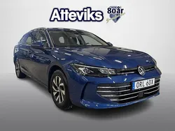 Blå Begagnad 2024 VW Passat Business Kombi | 367 900 kr (Marknadspris)