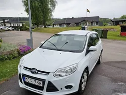 Vit Begagnad 2013 Ford Focus Kombi | 55 000 kr (Marknadspris)