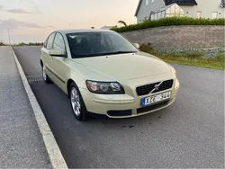 Grön Begagnad 2007 Volvo S40 Kinetic Sedan | 45 000 kr (Marknadspris)