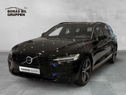 Svart Begagnad 2022 Volvo V60 R-Design Kombi | 369 000 kr (Marknadspris)