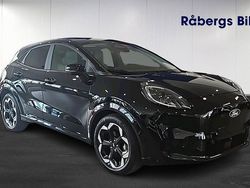 Svart Ny 2025 Ford Puma Gen-E Premium SUV | 417 000 kr (Marknadspris)