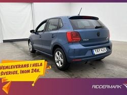 Blå Begagnad 2015 VW Polo Halvkombi | 99 800 kr (Marknadspris)