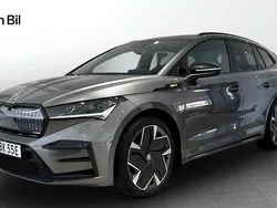 Grå Begagnad 2024 Skoda Enyaq iV RS SUV | 539 900 kr (Marknadspris)