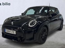 Midnight black metallic Begagnad 2023 Mini Cooper S Halvkombi | 289 900 kr (Lite dyr)