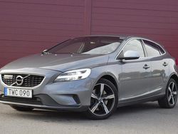 Grå Begagnad 2018 Volvo V40 R-Design Kombi | 185 000 kr (Marknadspris)
