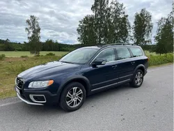 Blå Begagnad 2013 Volvo XC70 Momentum SUV | 160 000 kr (Marknadspris)