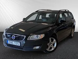 Grå Begagnad 2015 Volvo V70 Kombi | 159 900 kr (Marknadspris)