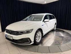 Vit Begagnad 2021 VW Passat GTE Kombi | 259 000 kr (Marknadspris)