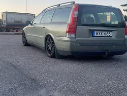 Grön Begagnad 2006 Volvo V70 Kombi | 25 000 kr (Marknadspris)