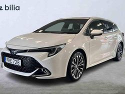 Vit Begagnad 2024 Toyota Corolla Kombi | 349 800 kr
