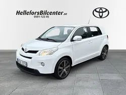 Vit Begagnad 2009 Toyota Urban Cruiser SUV | 59 500 kr