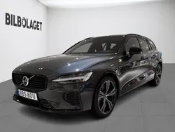 Grå Begagnad 2025 Volvo V60 Plus Kombi | 619 800 kr