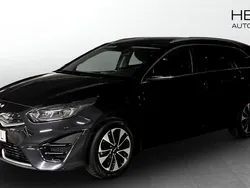 Svart (black) Begagnad 2022 Kia Ceed Kombi | 249 900 kr (Marknadspris)