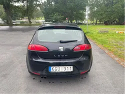 Svart Begagnad 2006 Seat Leon Halvkombi | 18 000 kr (Lite dyr)