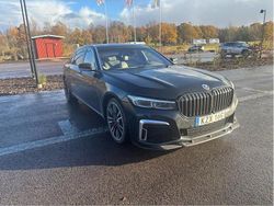 Begagnad 2010 BMW 750 Sedan | 250 000 kr