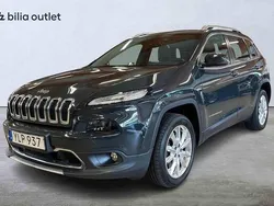 Grå Begagnad 2017 Jeep Cherokee SUV | 189 900 kr