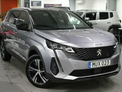 Grå Begagnad 2020 Peugeot 5008 GTi Minibuss | 294 900 kr (Marknadspris)