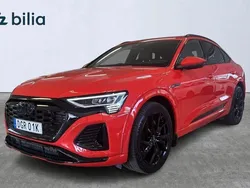 Röd Begagnad 2023 Audi Q8 e-tron S-Line SUV | 689 000 kr (Superpris)