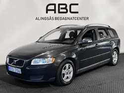 Grå Begagnad 2009 Volvo V50 Kinetic Kombi | 39 000 kr (Marknadspris)