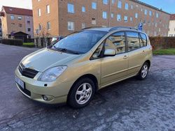 Begagnad 2002 Toyota Corolla Verso Minibuss | 27 000 kr