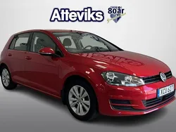 Röd Begagnad 2016 VW Golf VII Halvkombi | 129 000 kr (Marknadspris)