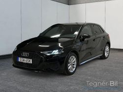 Svart Begagnad 2021 Audi A3 Sportback Halvkombi | 229 900 kr (Marknadspris)