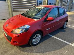 Röd Begagnad 2011 Renault Clio R.S. Halvkombi | 49 900 kr (Lite dyr)