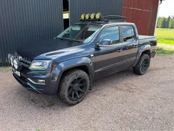 Blå Begagnad 2017 VW Amarok Pickup | 237 000 kr (Marknadspris)