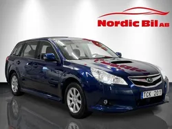 Mörkblå (blå) Begagnad 2012 Subaru Legacy Kombi | 99 900 kr (Marknadspris)