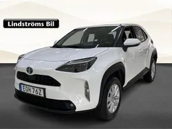 Vit Begagnad 2022 Toyota Yaris Cross Active SUV | 239 900 kr (Marknadspris)
