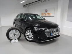 Svart Begagnad 2021 Audi e-tron SUV | 349 900 kr (Superpris)