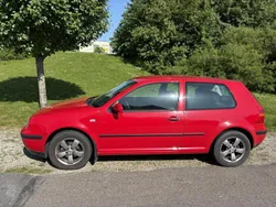 Röd Begagnad 2002 VW Golf IV Comfortline Halvkombi | 12 000 kr (Superpris)