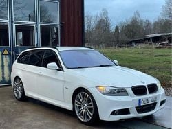 Vit Begagnad 2010 BMW 325 Comfort Edition Kombi | 69 900 kr (Superpris)