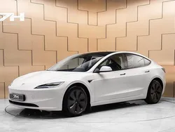 Vit Begagnad 2023 Tesla Model 3 Long Range AWD Sedan | 479 000 kr