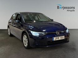 Blå Begagnad 2022 VW Golf VIII Life Halvkombi | 199 900 kr (Bra pris)