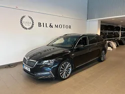 Svart Begagnad 2019 Skoda Superb Business Line Kombi | 319 900 kr (Lite dyr)