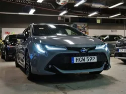 Grå Begagnad 2020 Toyota Corolla Kombi | 264 900 kr (Lite dyr)