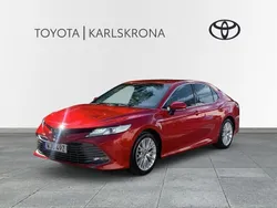 Röd Begagnad 2019 Toyota Camry Executive Sedan | 269 000 kr